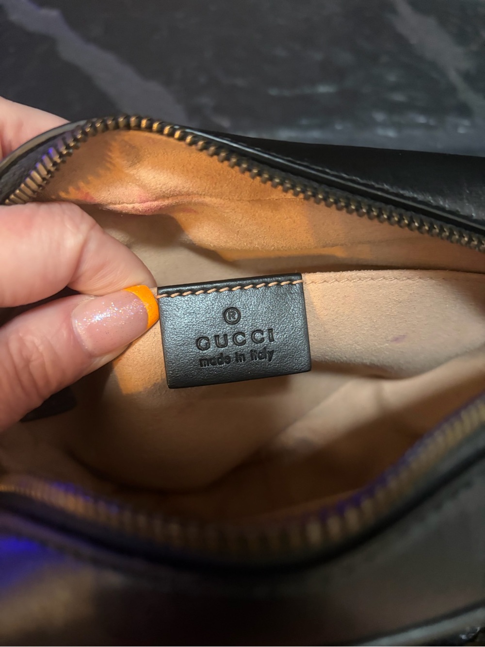 Gucci Black Matelassé Leather GG Chevron Crossbody Bag - 2021 - Picture 7 of 16